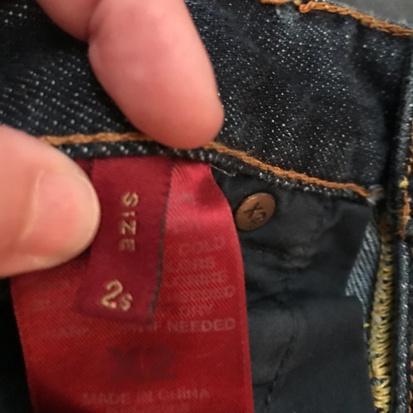 Express Jeans Flare Legs - Picture 6 of 6